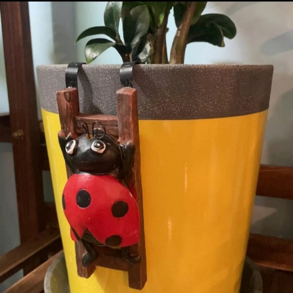 Plant Tree Animal Ceramic Hugger Planter Accessory Lot 6 - Picture 3 of 11